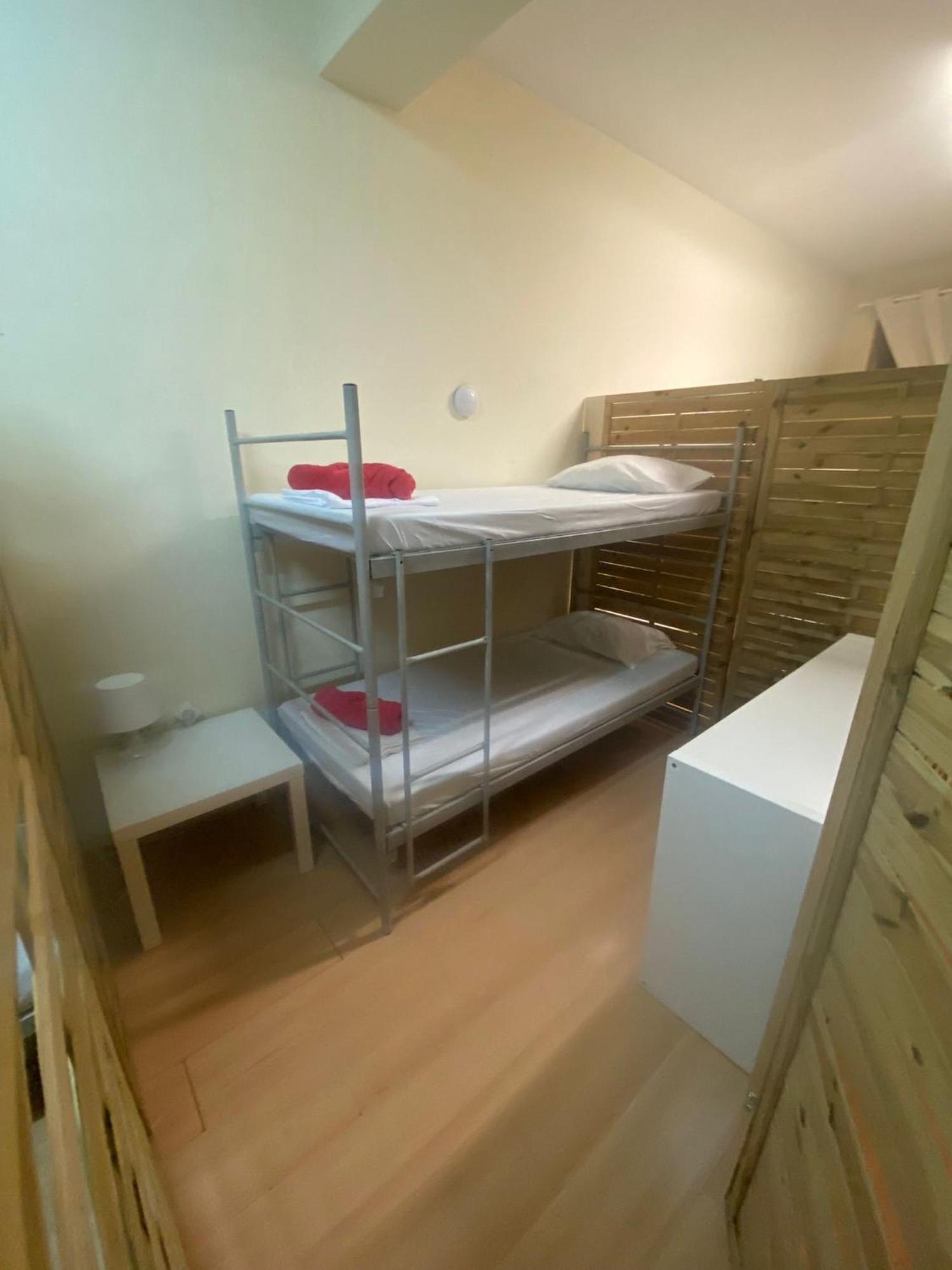 Garden Hostel Aradas ภายนอก รูปภาพ